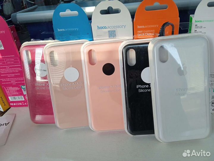 Чехлы на iPhone XS