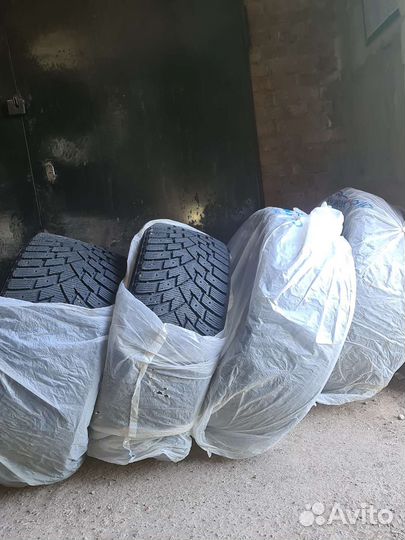 Zeta Antarctica Sport 275/40 R20 и 315/40 R20