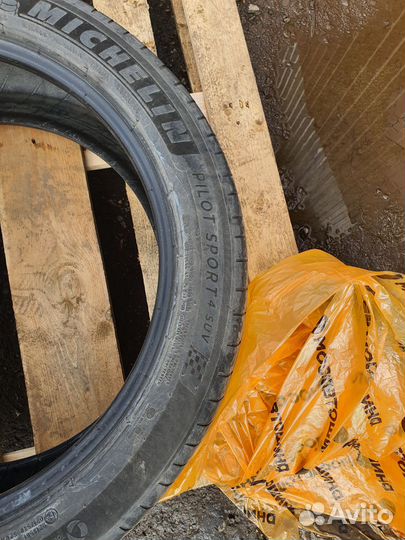 Michelin Pilot Sport PS4 SUV 255/45 R20