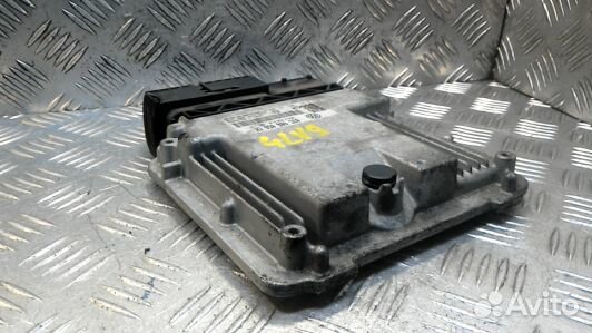 Блок управления двигателем volkswagen golf plus (4