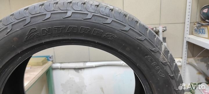 Antares Majoris R1 235/55 R18 100V