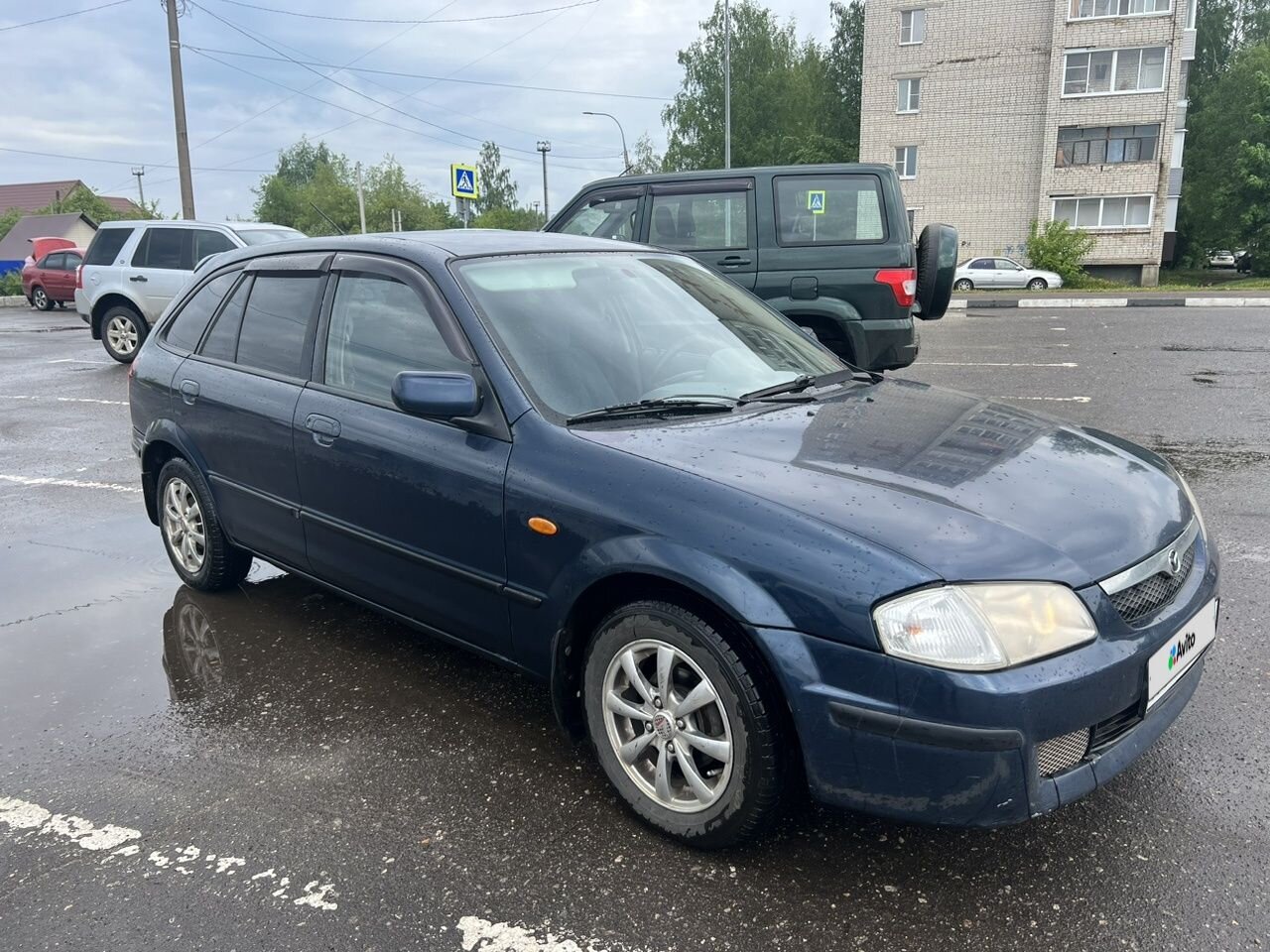 Mazda 323: фото владельца