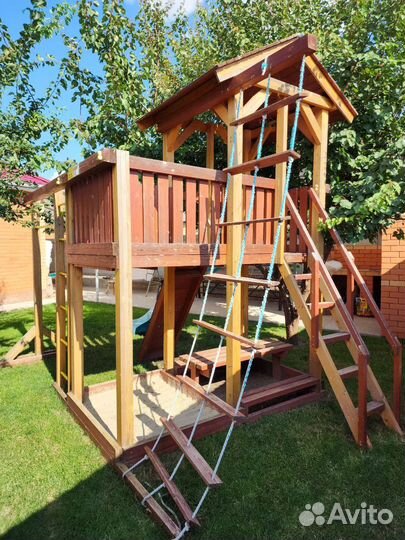 Детский игровой центр с горкой