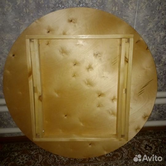 Стол круглый