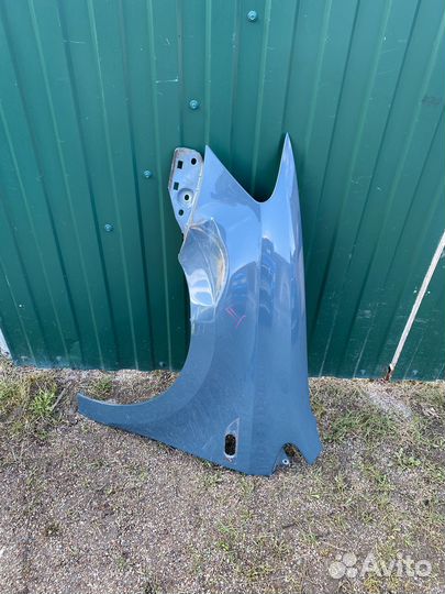 Volkswagen polo 5 крыло