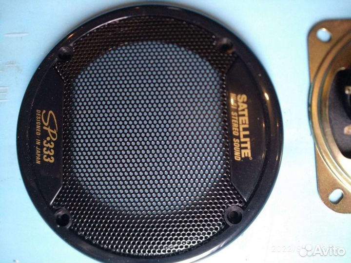 Автомобильные динамики с сеткой