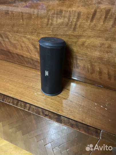 Блютуз колонка jbl
