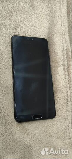 HUAWEI P20, 4/128 ГБ