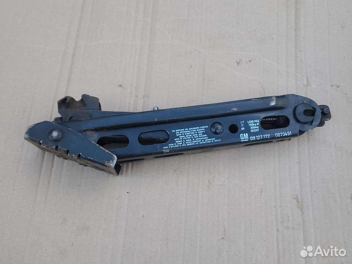 Домкрат Opel Astra G (1998-2005)