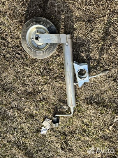 Опорное колесо для прицепа