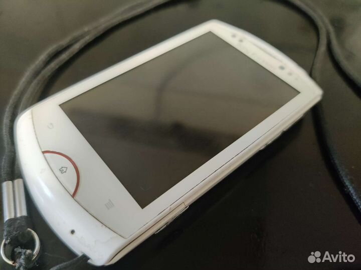 Sony ericsson wt19i live with Walkman