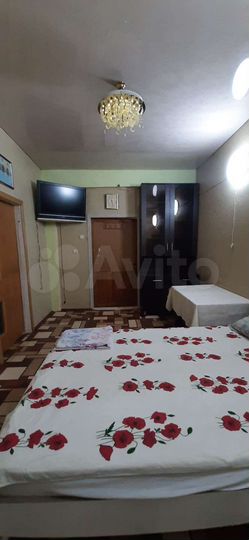 Комната 18 м² в 4-к., 5/5 эт.