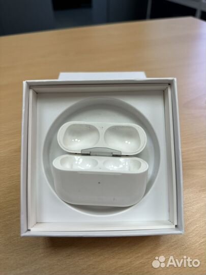 Кейс Apple Airpods Pro 1