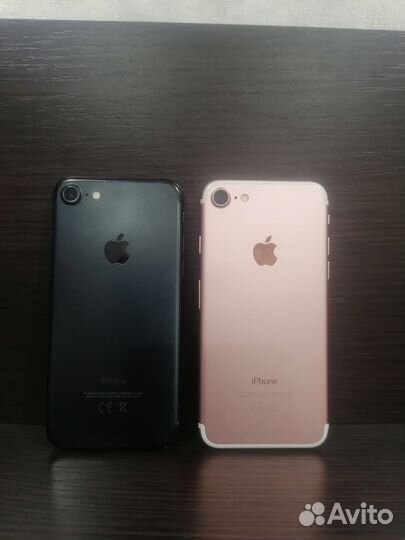 Телефон iPhone 7