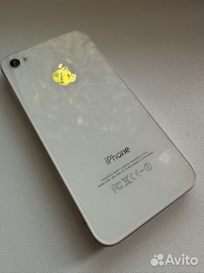 iPhone 4S, 8 ГБ