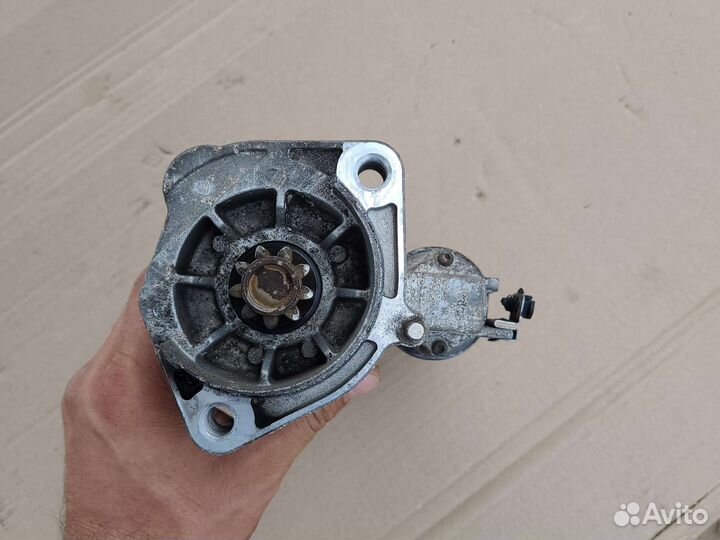 Стартер Audi A4 B6 Volkswagen Passat 1.9 TDi AVF