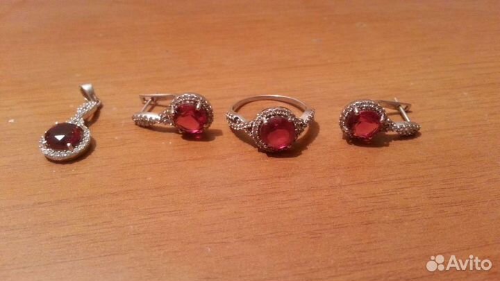 Серебряный комплект