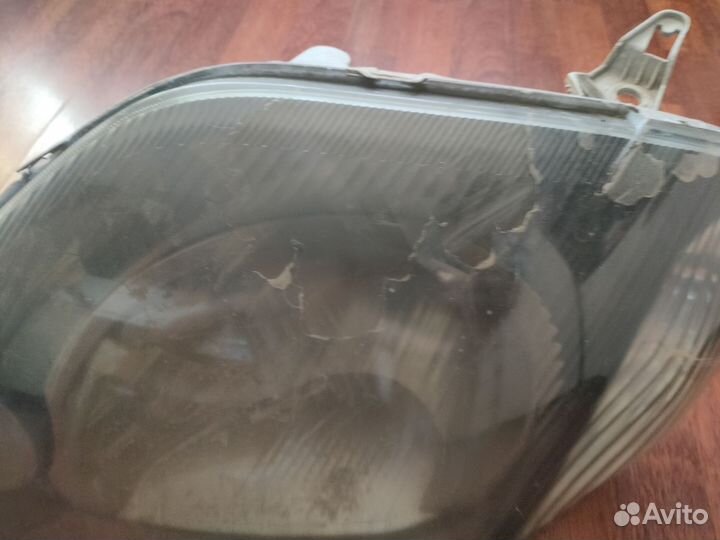 Фары toyota corolla fielder