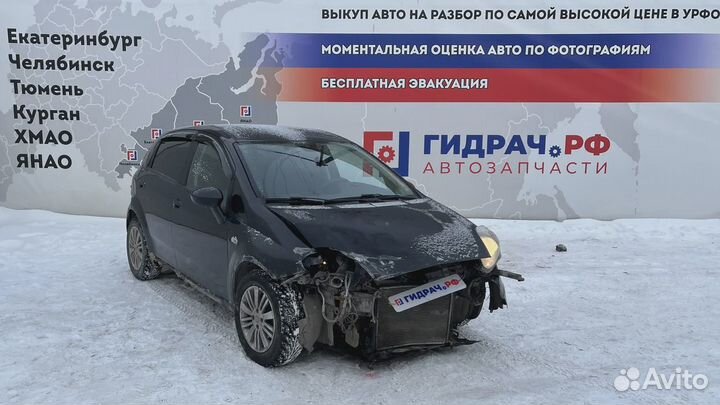 Дверь передняя правая Fiat Grande Punto (199)