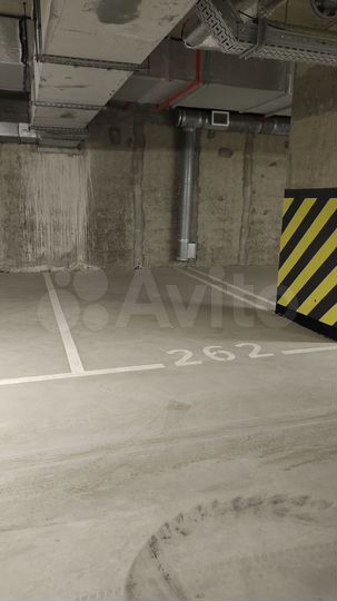 Машиноместо, 14 м²