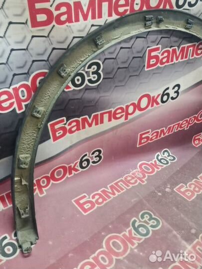 Volkswagen Tiguan Накладка на крыло заднее правое