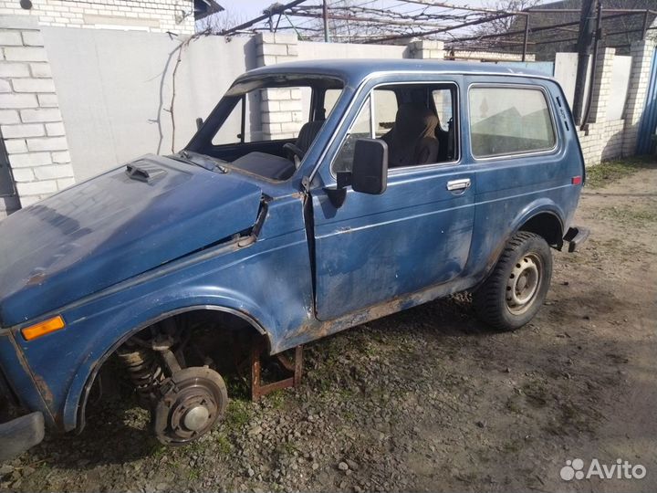 LADA 4x4 (Нива) 1.6 МТ, 1987, битый, 80 000 км