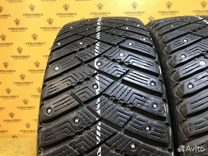 Goodyear Ultragrip Ice Arctic 215/55 R17 98T