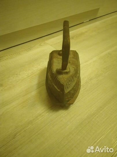 Утюг чугунный старинный