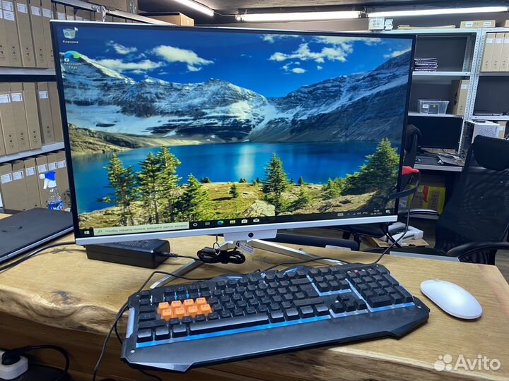 Новый моноблок 27 дюймов 6 ядер Белый