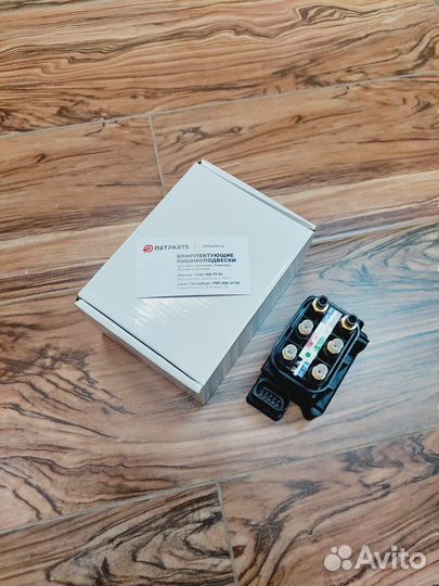 Блок клапанов Бентли Mulsanne