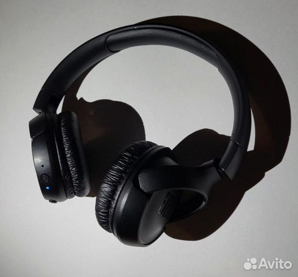 Беспроводные наушники jbl накладные