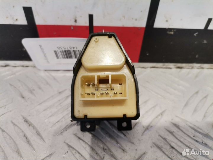 Кнопка (выключатель) Mazda 323 BA 1996 BC1D66600