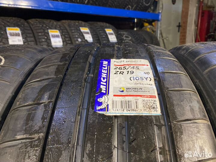 Michelin Pilot Sport 4 265/45 R19 105Y