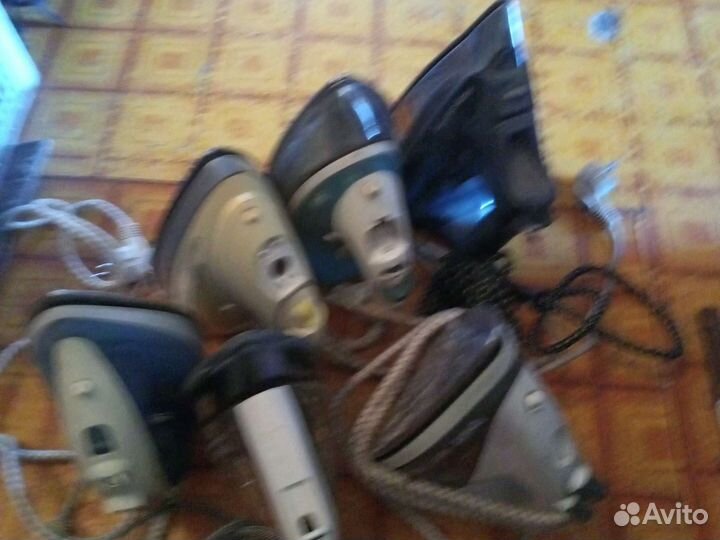 Утюги 6 штук.цена за всё