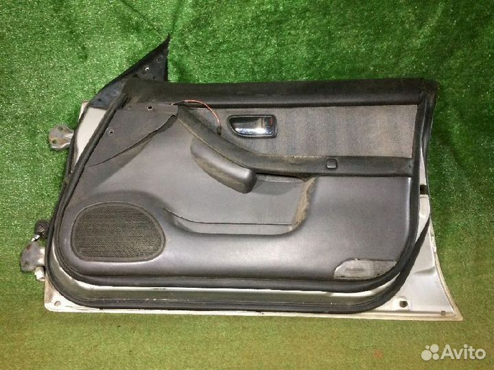 Дверь передняя правая Subaru Legacy Legacy BE BE5