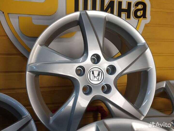 Диски Honda R17 J7.5 5*114.3 ET55 DIA64.1