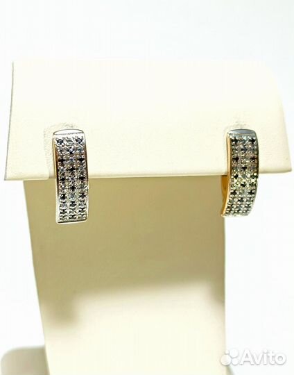 Золотые серьги женские, фианиты, английский замок, вес 3,54г