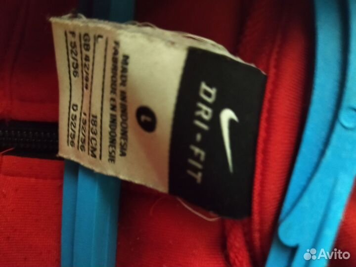 Продам кофту nike