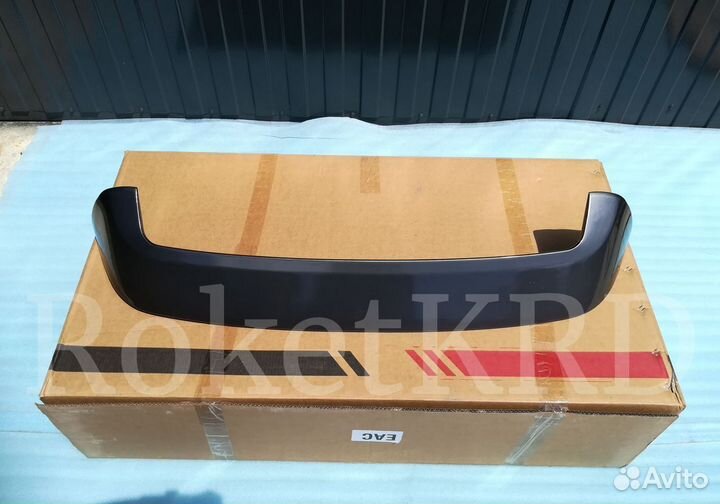 Спойлер Nissan Juke в Наличии Темно-Серый