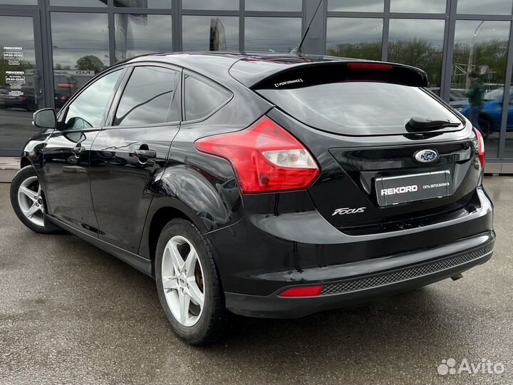 Ford Focus 1.6 AMT, 2011, 224 108 км