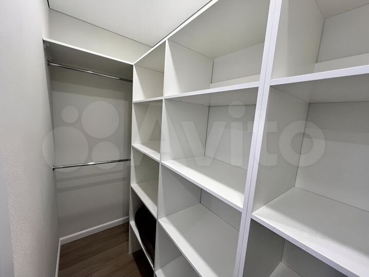 2-к. квартира, 43 м², 4/12 эт.