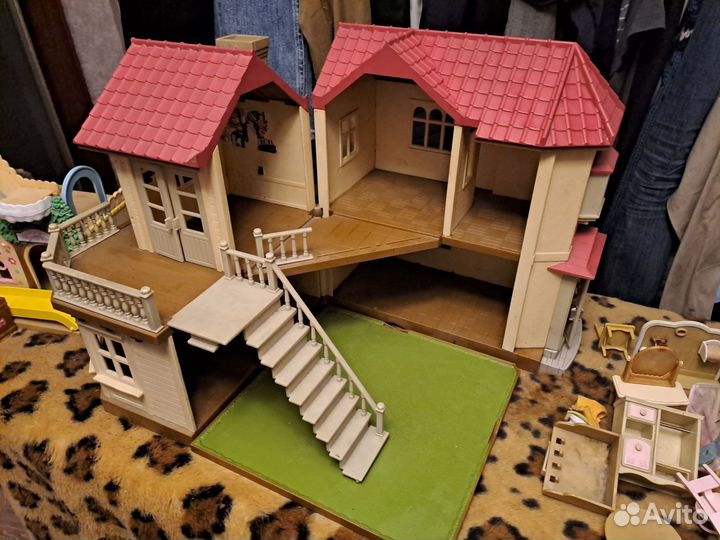 Sylvanian families большой дом со светом