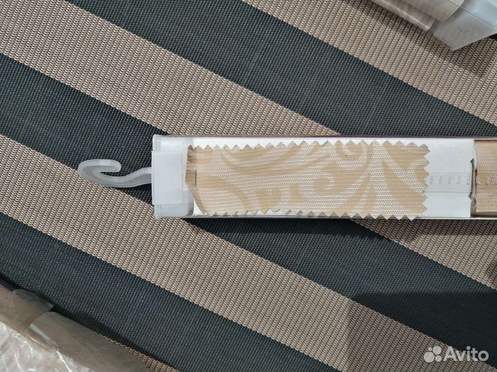 Жалюзи и рулонные шторы на окна