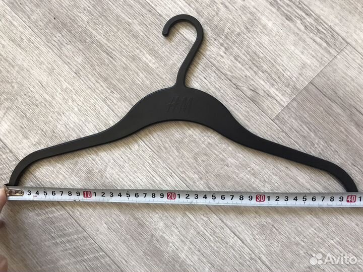 Вешалки плечики H&M взрослые 6 шт