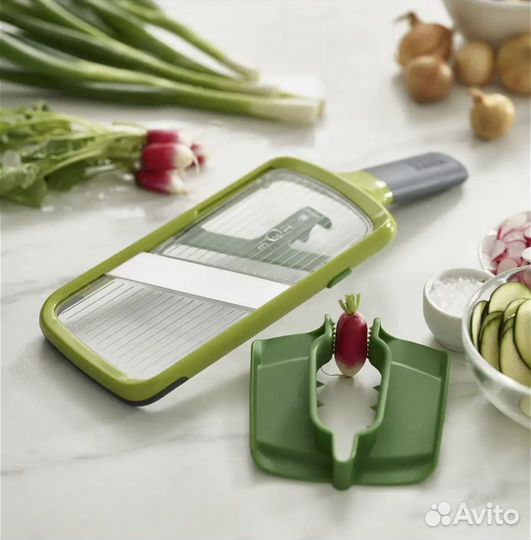 Joseph Joseph Терка с держателем Mandoline