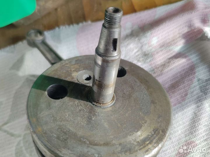 Коленвал Минск 125 12в под ремонт