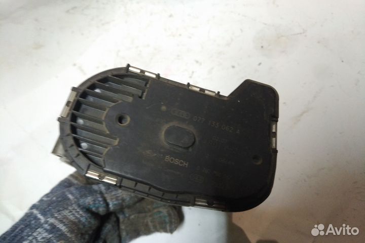 Дроссельная заслонка Audi a8