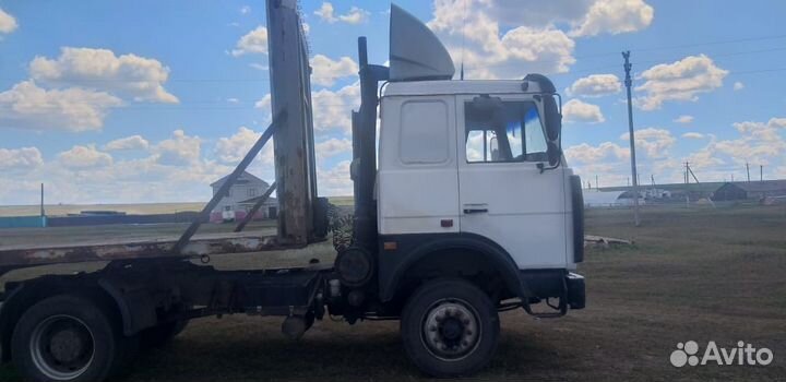 Продам запчасти от маз
