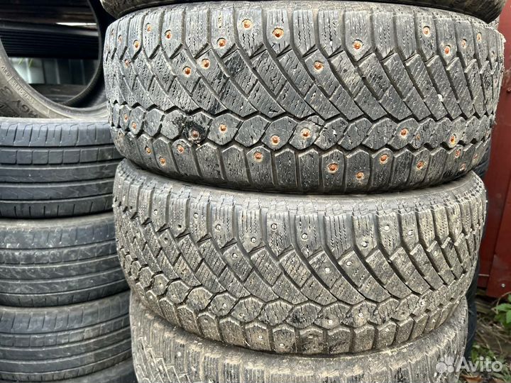 Continental ContiIceContact 215/55 R17 98T