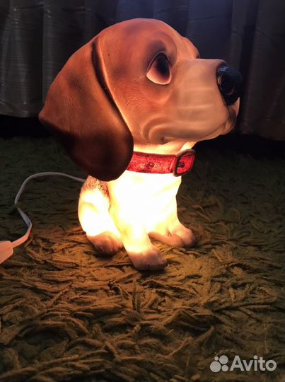 Светильник настольный собака